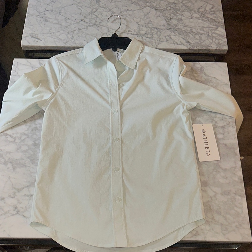 Athleta Pale Mint Green Button-Up Shirt